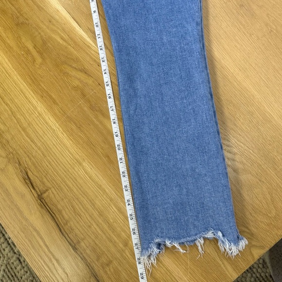 PAIGE Jeans Cindy High Rise Straight Leg Distressed Raw Hem Medium Wash size 29 - Picture 4 of 9